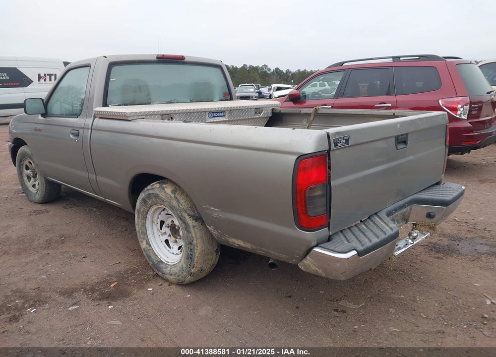 2000 NISSAN FRONTIER XE VIN: 1N6DD21S9YC310558