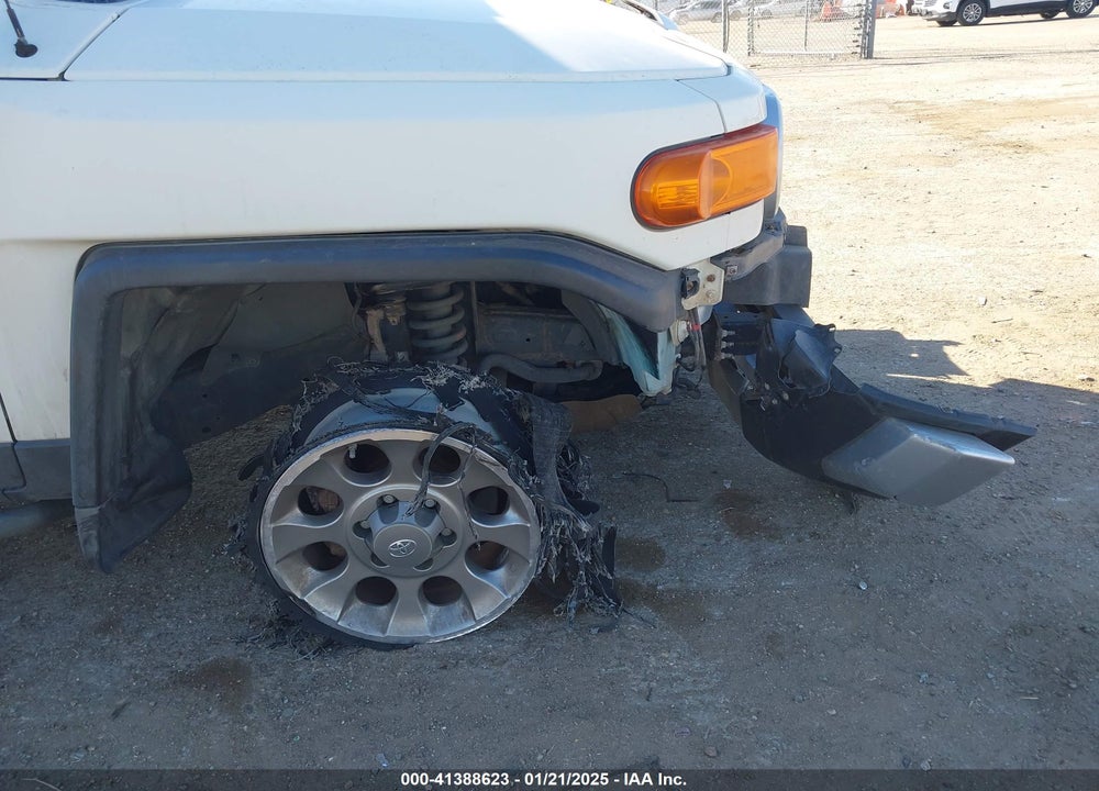2013 TOYOTA FJ CRUISER VIN: JTEBU4BF4DK170518