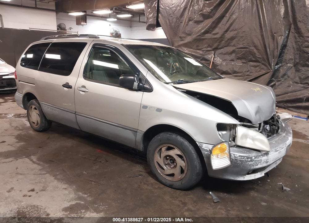 2001 TOYOTA SIENNA LE VIN: 4T3ZF13C91U402811