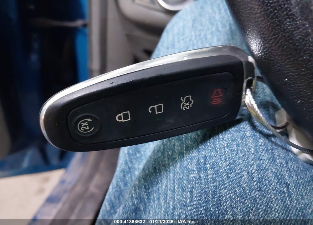 2017 FORD ESCAPE TITANIUM VIN: 1FMCU9J93HUD28919