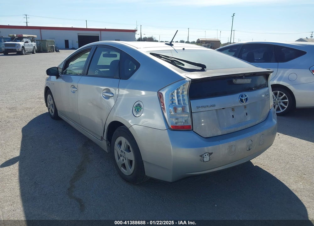 2011 TOYOTA PRIUS THREE VIN: JTDKN3DU7B1444840