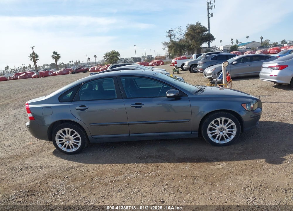 2007 VOLVO S40 VIN: YV1MS390372309227