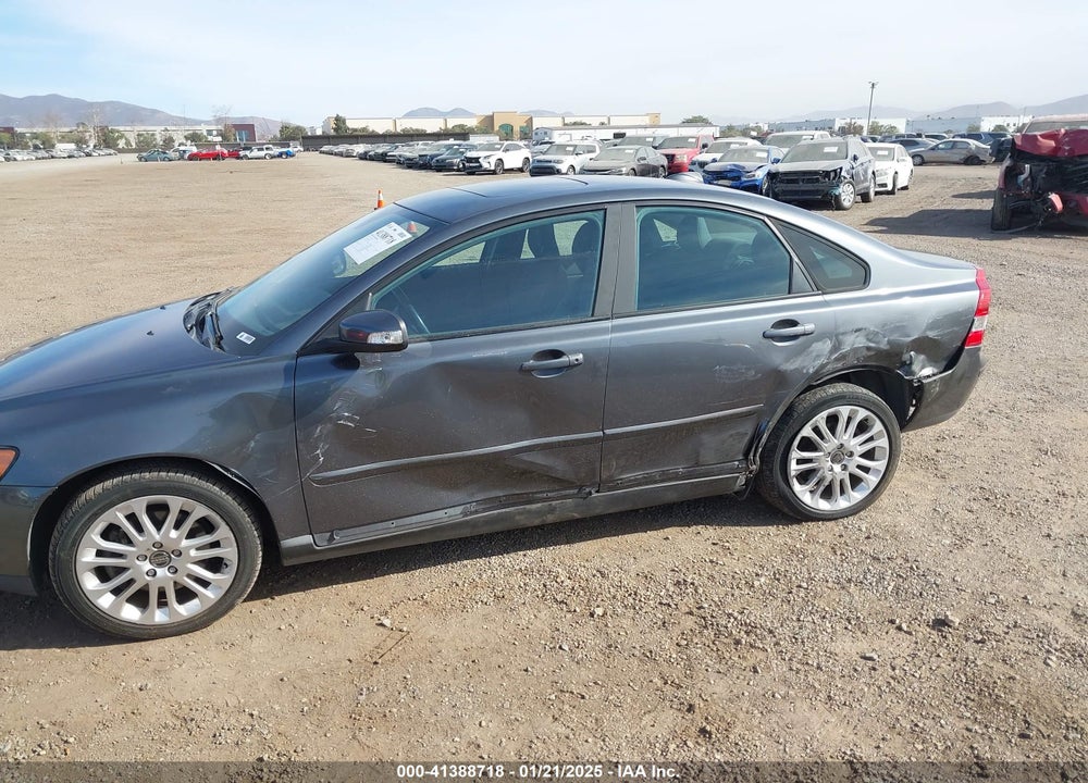 2007 VOLVO S40 VIN: YV1MS390372309227