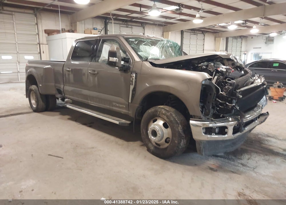 2023 FORD F-350 LARIAT VIN: 1FT8W3DT9PEC48011