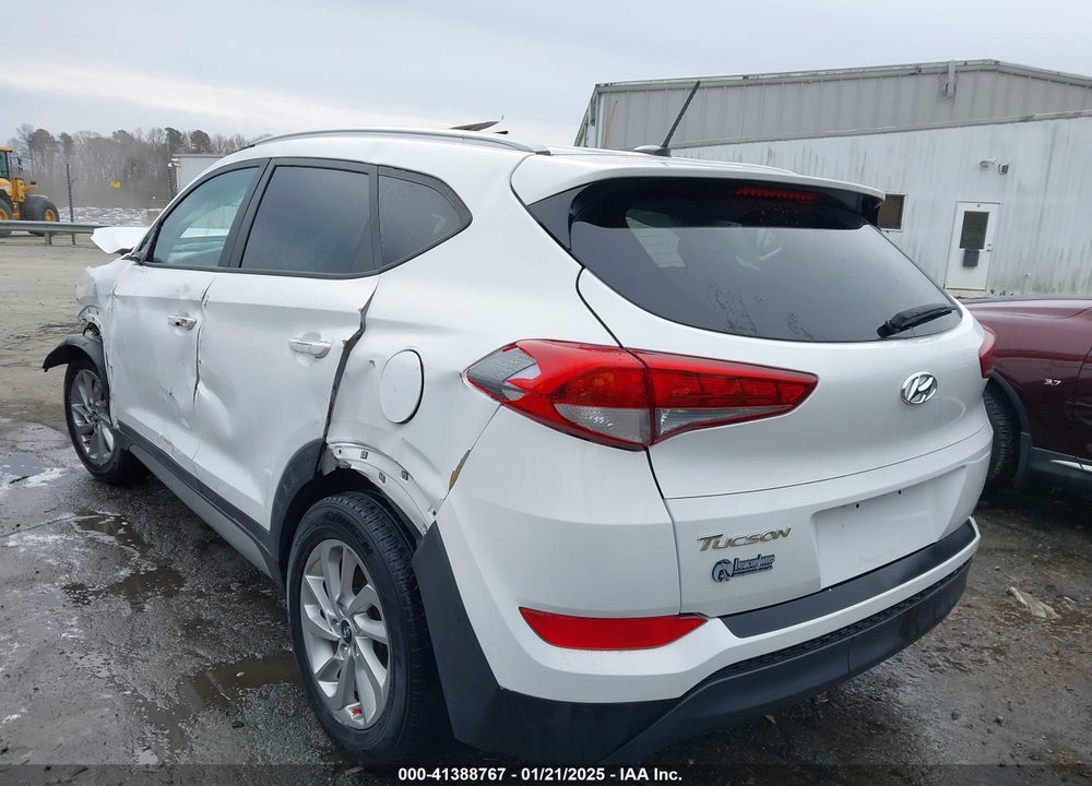 2017 HYUNDAI TUCSON SE VIN: KM8J33A48HU331259