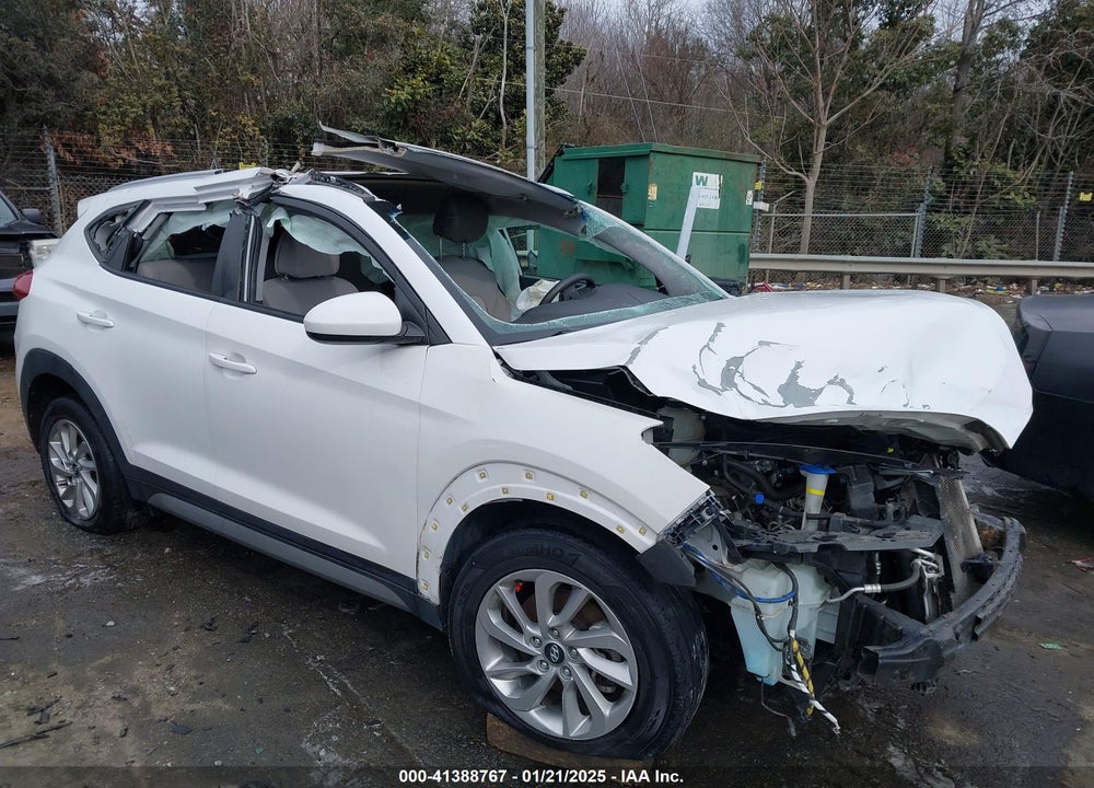 2017 HYUNDAI TUCSON SE VIN: KM8J33A48HU331259