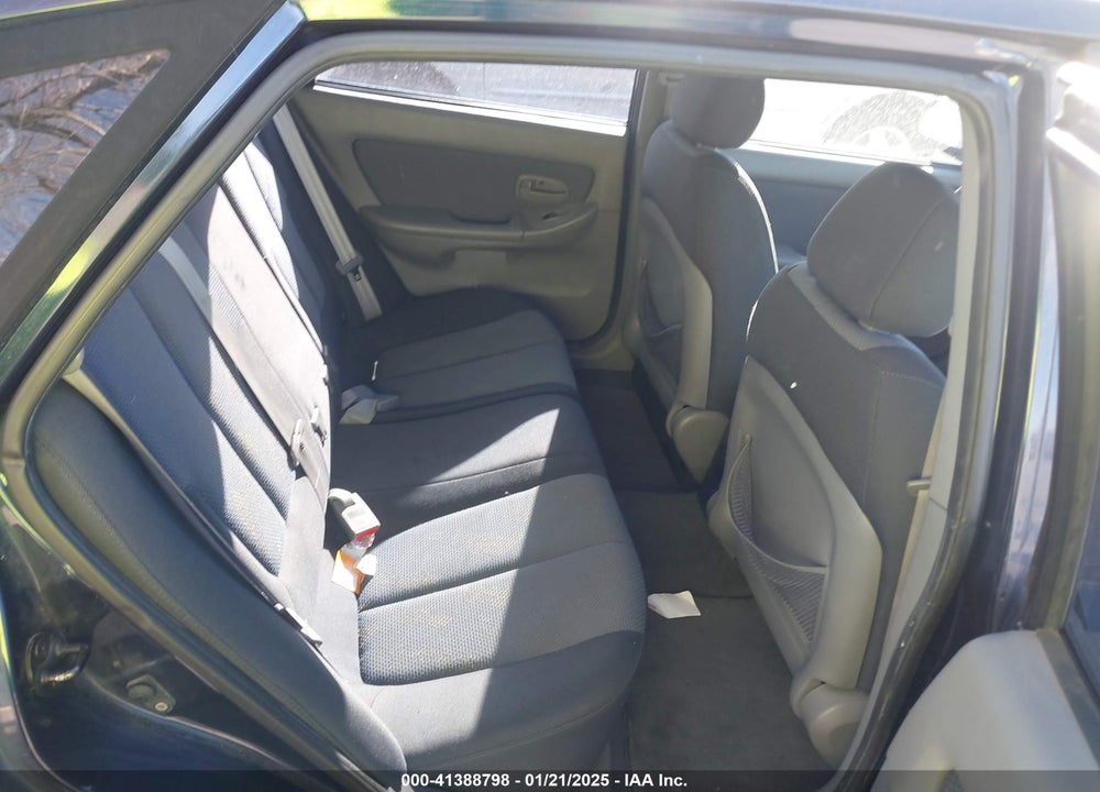 2005 HYUNDAI ELANTRA GLS/GT VIN: KMHDN56D45U158007