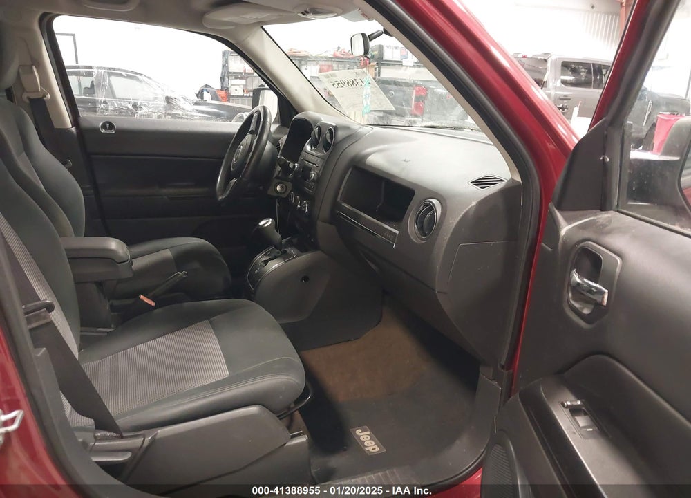 2013 JEEP PATRIOT LATITUDE VIN: 1C4NJRFB4DD249870