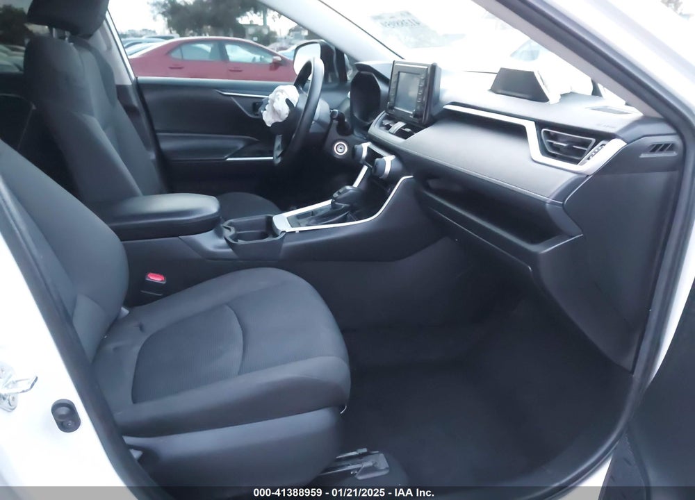 2021 TOYOTA RAV4 LE VIN: 2T3F1RFV1MC241485