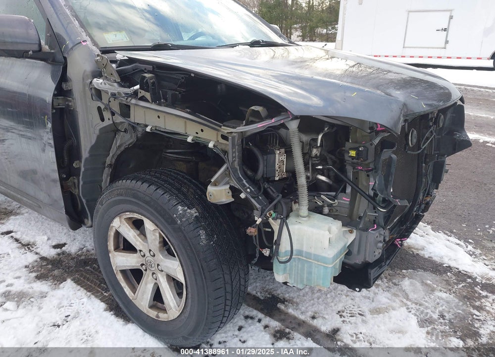 2010 TOYOTA HIGHLANDER BASE V6 VIN: 5TDBK3EH1AS030335