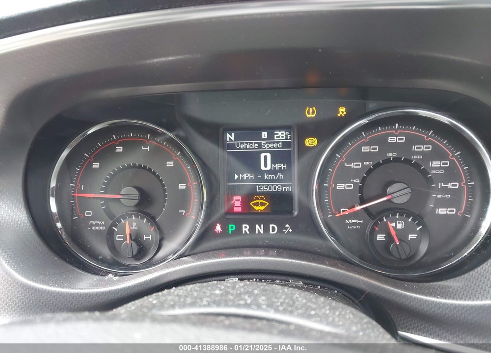 2011 DODGE CHARGER VIN: 2B3CL5CT7BH521577