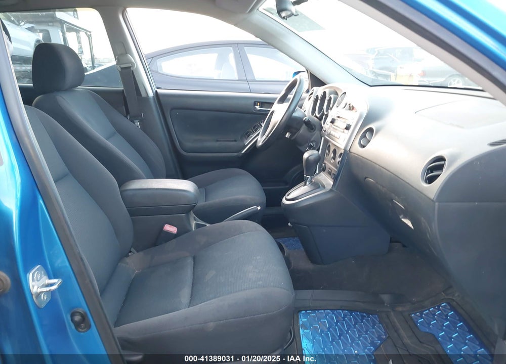 2008 TOYOTA MATRIX/XR VIN: 2T1KR32E68C718856