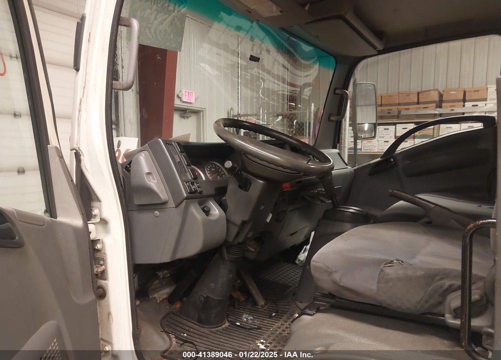 2011 ISUZU NPR HD DSL REG VIN: JALC4W168B7001025