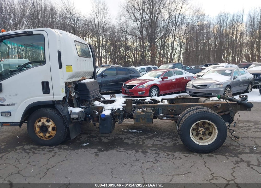 2011 ISUZU NPR HD DSL REG VIN: JALC4W168B7001025