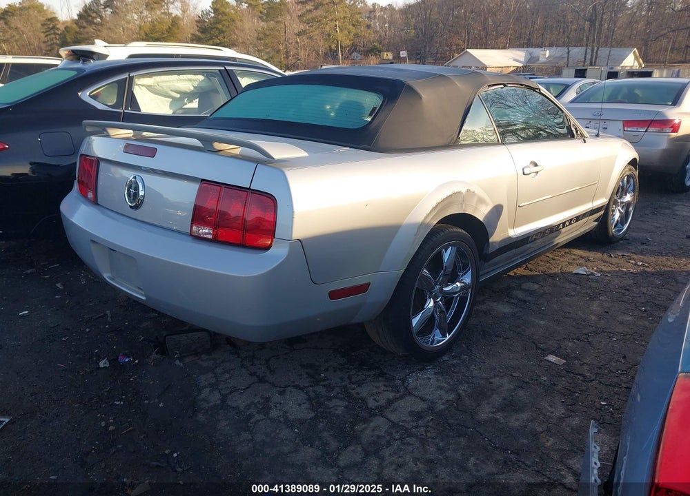 2005 FORD MUSTANG VIN: 1ZVFT84N755219924