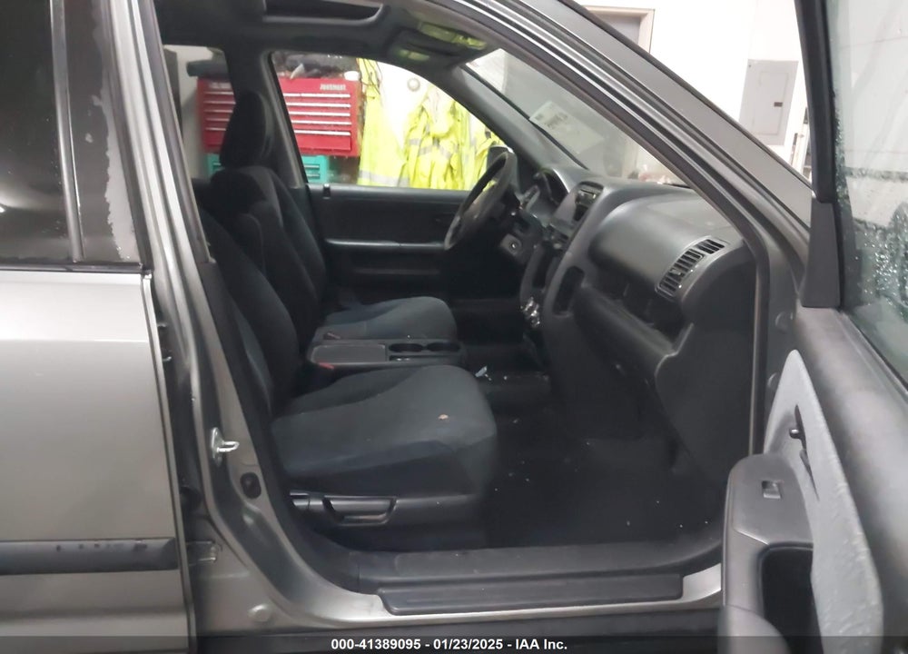 2006 HONDA CR-V EX VIN: SHSRD78856U442323