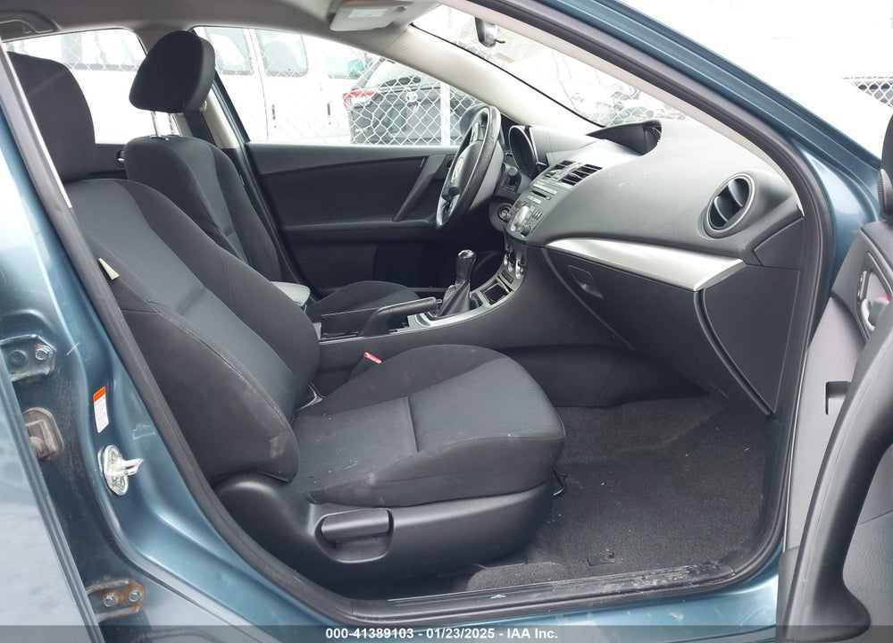 2011 MAZDA MAZDA3 VIN: JM1BL1VF9B1485349