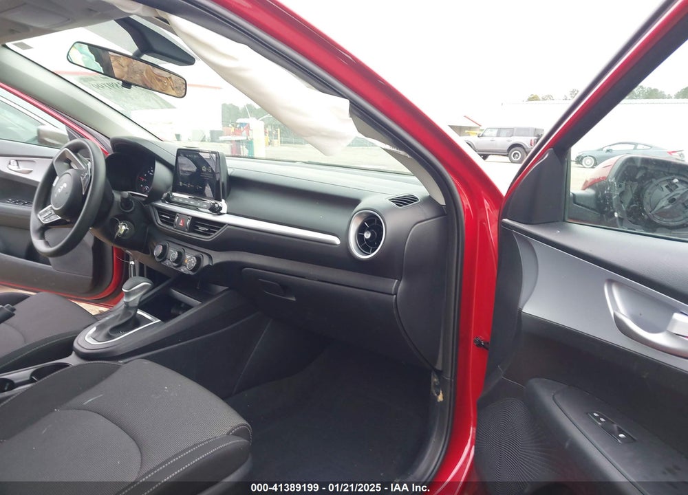2024 KIA FORTE LXS VIN: 3KPF24AD8RE807786