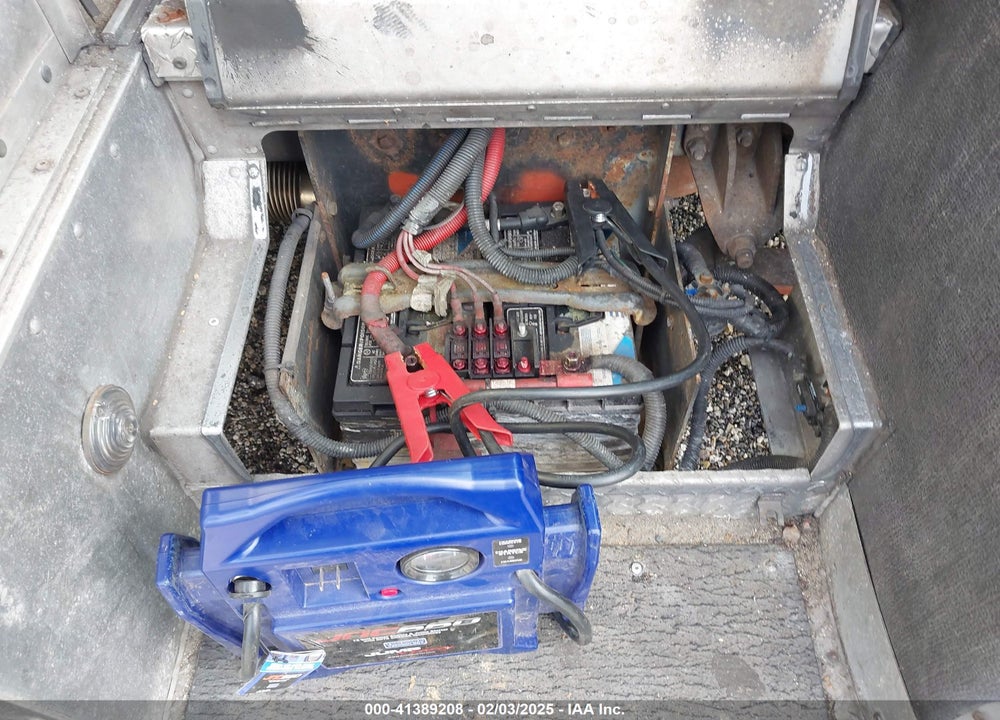2008 FREIGHTLINER CHASSIS M LINE WALK-IN VAN VIN: 4UZAAPDU28CZ90842