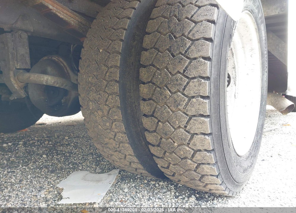 2008 FREIGHTLINER CHASSIS M LINE WALK-IN VAN VIN: 4UZAAPDU28CZ90842