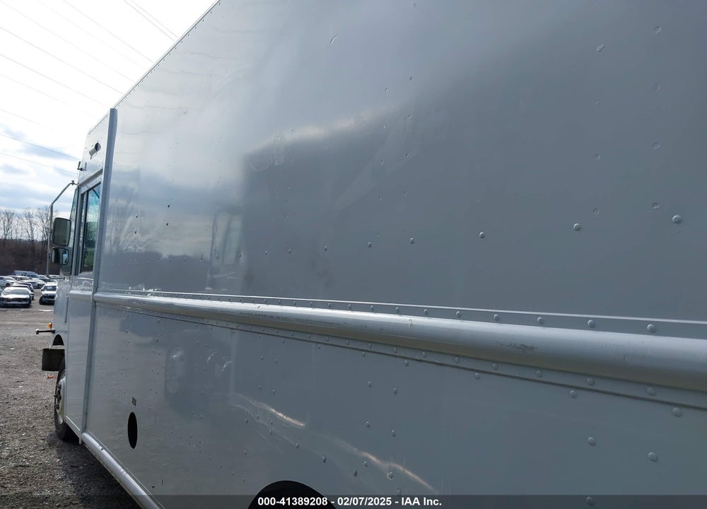 2008 FREIGHTLINER CHASSIS M LINE WALK-IN VAN VIN: 4UZAAPDU28CZ90842