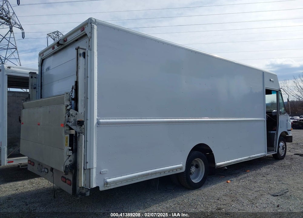 2008 FREIGHTLINER CHASSIS M LINE WALK-IN VAN VIN: 4UZAAPDU28CZ90842