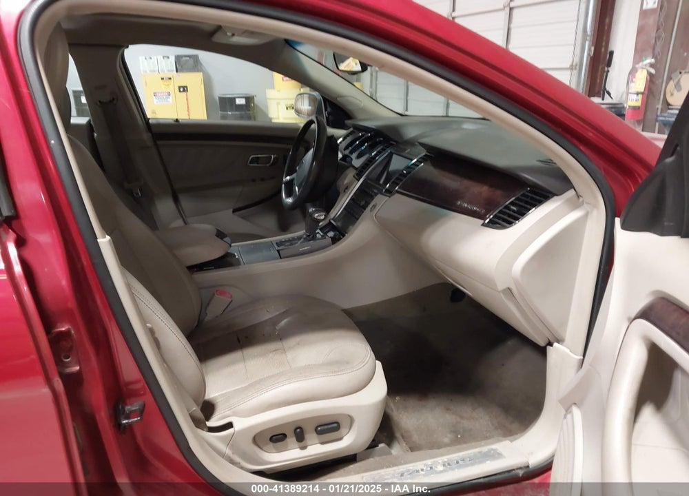2011 FORD TAURUS VIN: 1FAHP2FW0BG119415