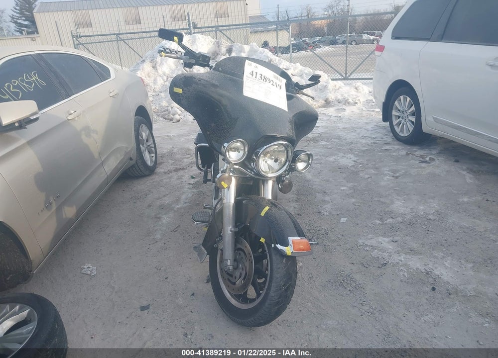 2005 HARLEY-DAVIDSON FLHTI VIN: 1HD1FVW105Y685530