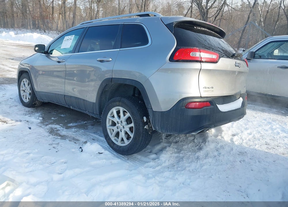 2015 CHERO JEEP KEE LATITUDE VIN: 1C4PJMCS5FW648861