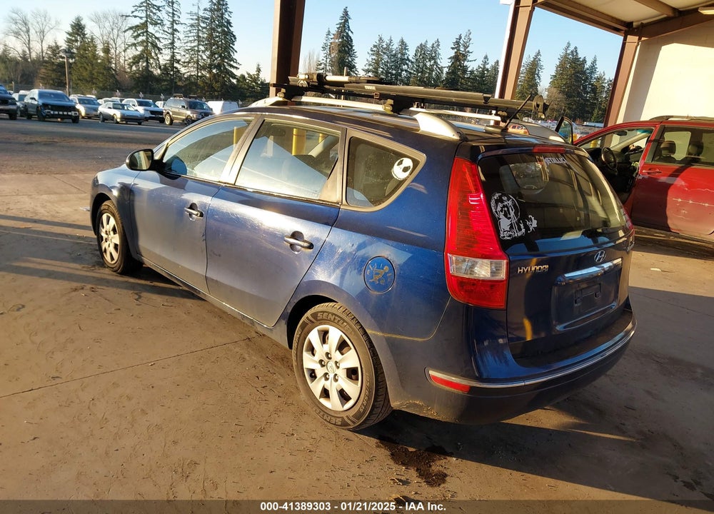 2011 HYUNDAI ELANTRA TOURING VIN: KMHDC8AE9BU107735