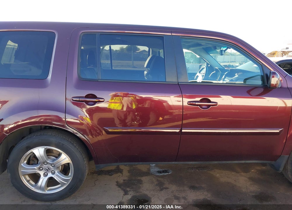 2015 HONDA PILOT EX-L VIN: 5FNYF4H76FB049658