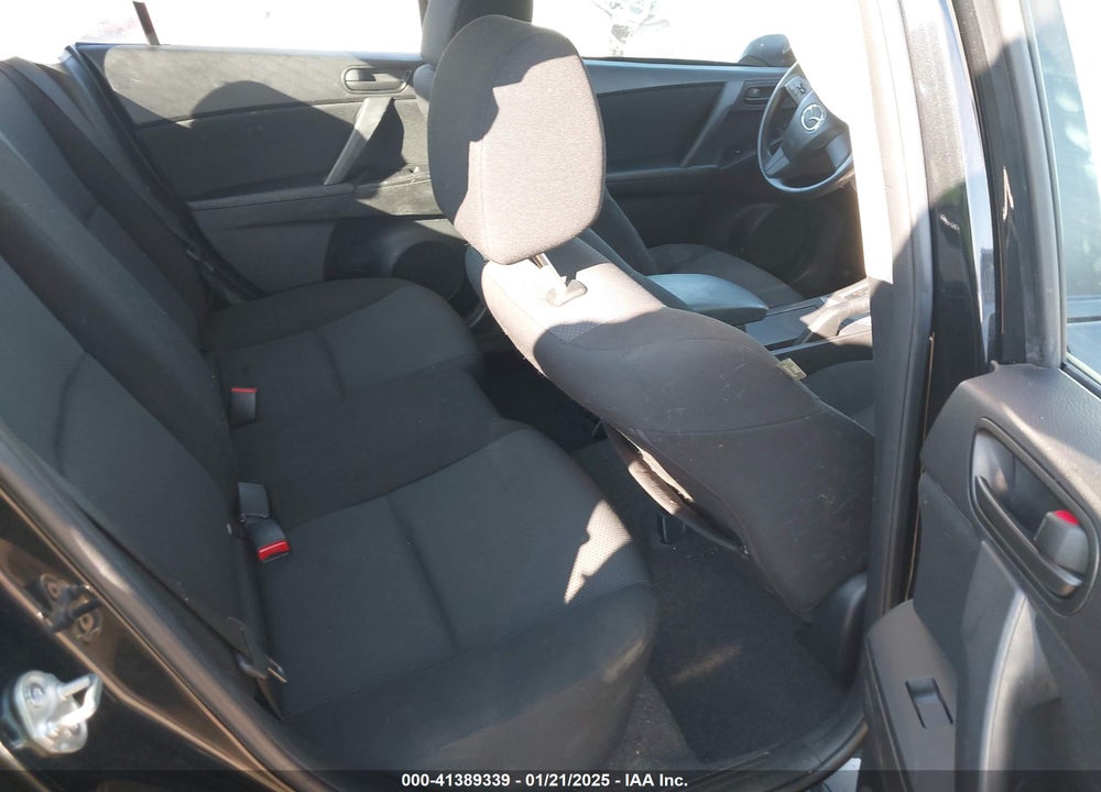 2010 MAZDA 3 I SPORT VIN: JM1BL1SG4A1341302