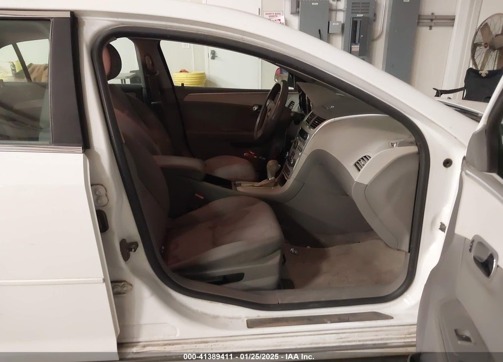 2011 CHEVROLET MALIBU VIN: 1G1ZC5E17BF294017