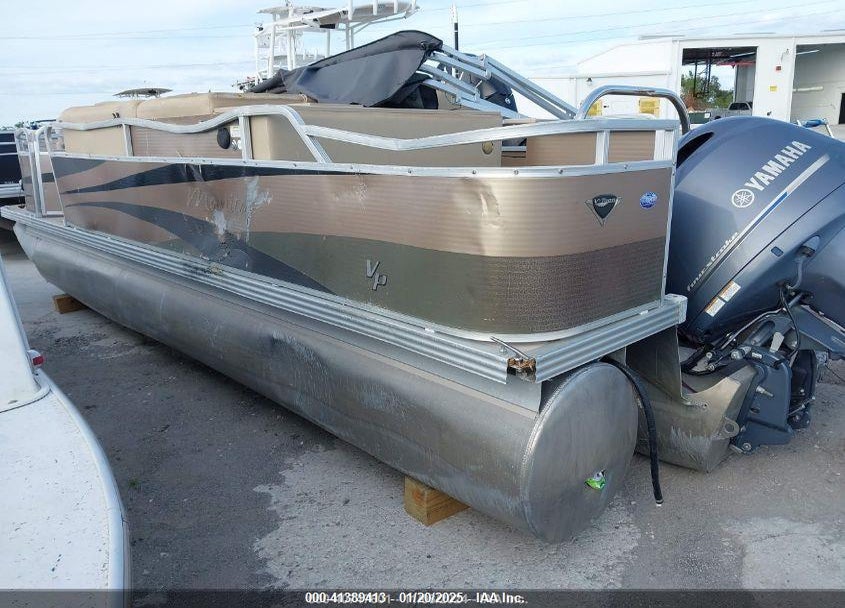 2014 MANITOU OASIS PONTOON VIN: TII37607G314