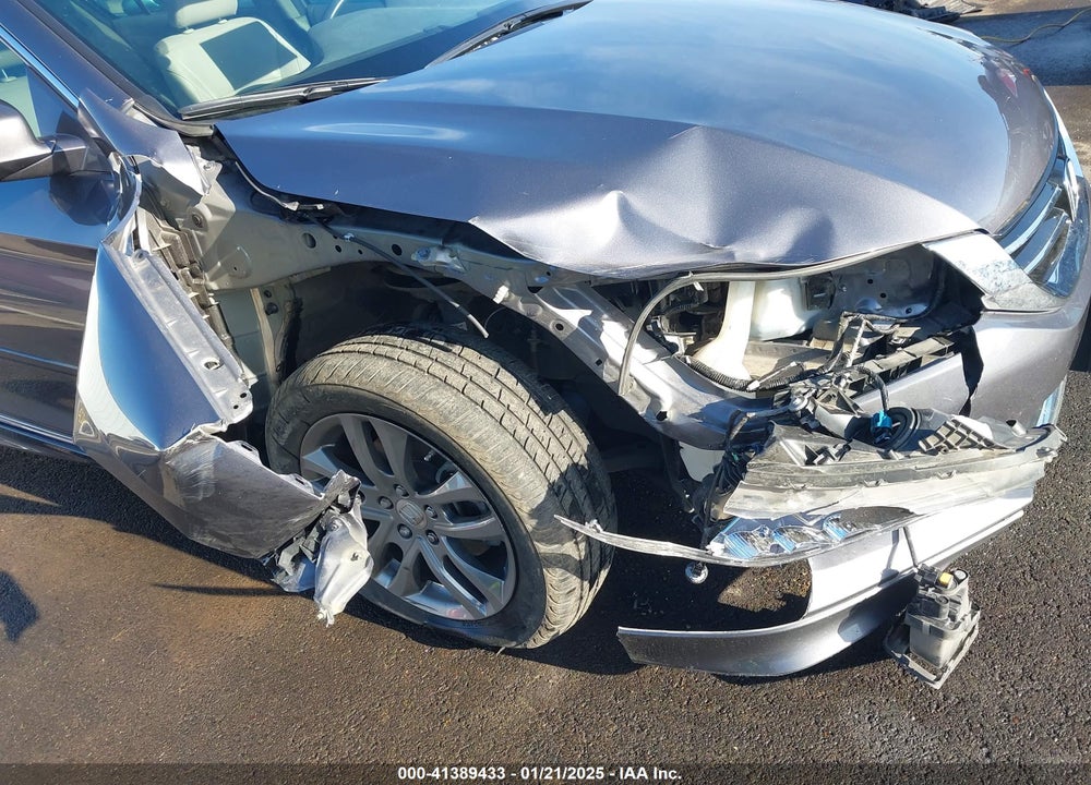 2015 HONDA ACCORD VIN: 1HGCR3F96FA024611