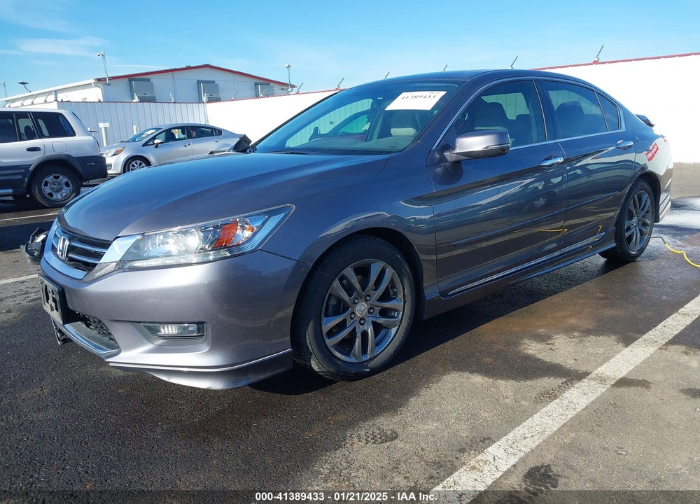 2015 HONDA ACCORD VIN: 1HGCR3F96FA024611