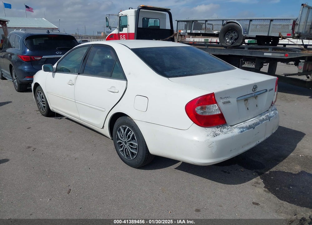 2004 TOYOTA CAMRY LE VIN: 4T1BE32K04U334114