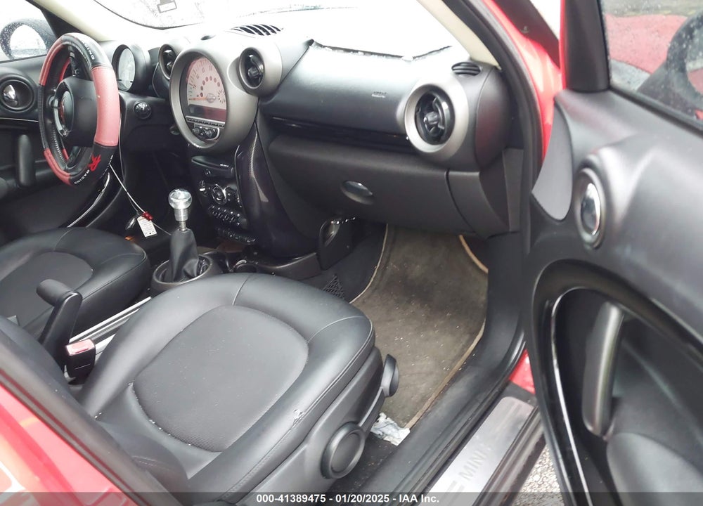 2011 MINI COOPER COUNTRYMAN VIN: WMWZB3C59BWM29239