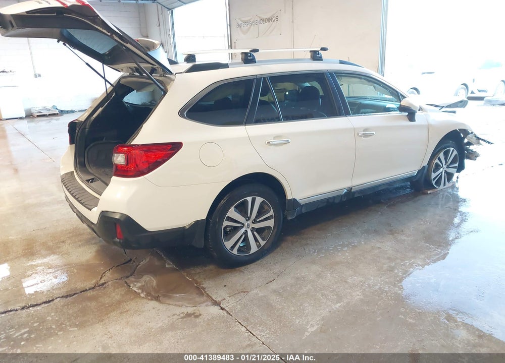 2019 SUBARU OUTBACK 3.6R TOURING VIN: 4S4BSETC4K3271422