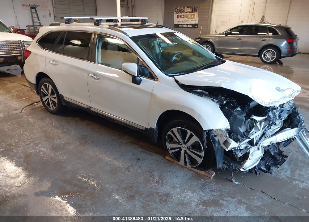 2019 SUBARU OUTBACK 3.6R TOURING VIN: 4S4BSETC4K3271422
