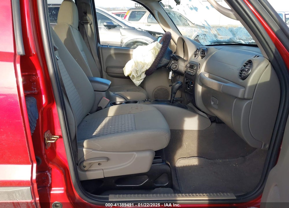 2005 JEEP LIBERTY SPORT VIN: 1J4GL48K35W703125