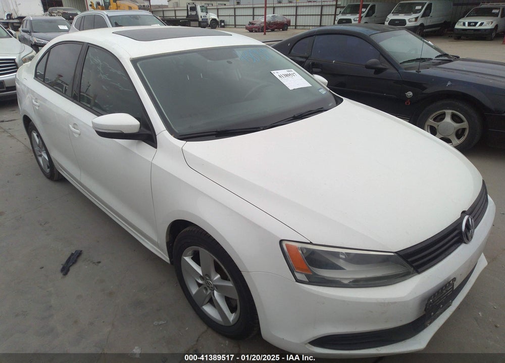 2011 VOLKSWAGEN JETTA 2.0L TDI VIN: 3VW3L7AJ2BM105107