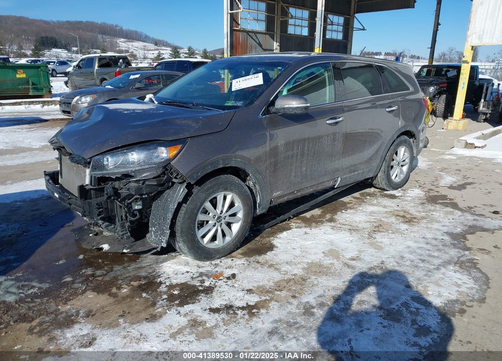 2019 KIA SORENTO 3.3L LX VIN: 5XYPGDA59KG570278