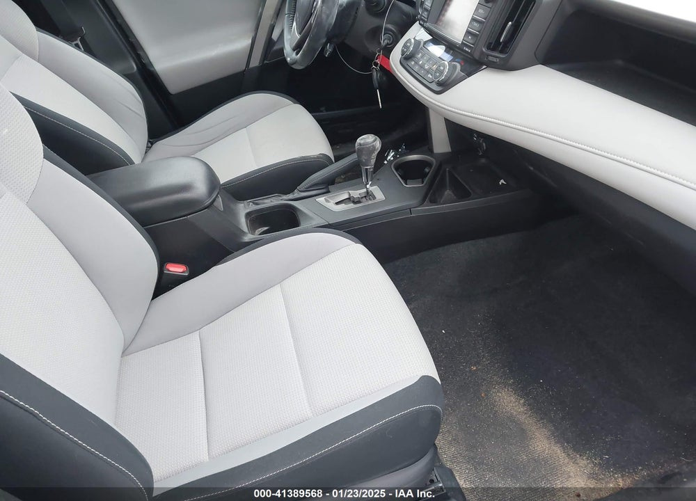 2016 TOYOTA RAV4 XLE VIN: 2T3RFREV5GW494408