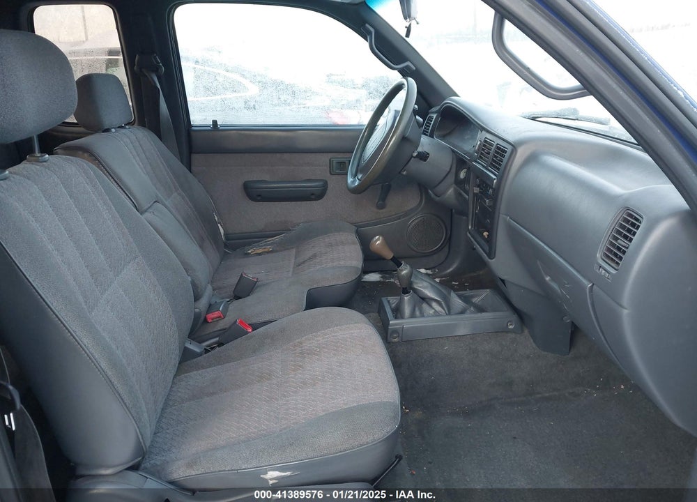 1996 TOYOTA TACOMA XTRACAB VIN: 4TAWM72N0TZ141615
