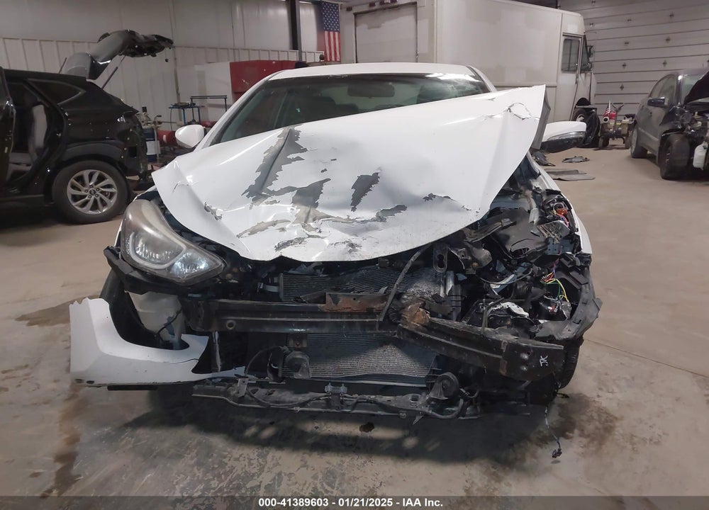 2014 HYUNDAI ELANTRA VIN: KMHDH6AH7EU026513