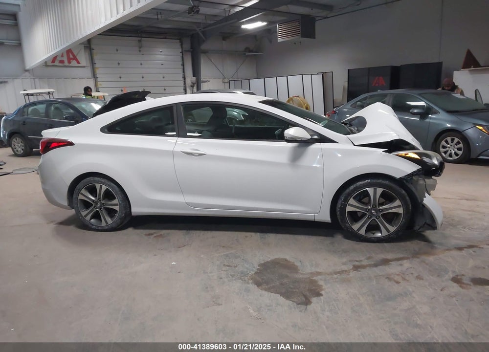 2014 HYUNDAI ELANTRA VIN: KMHDH6AH7EU026513