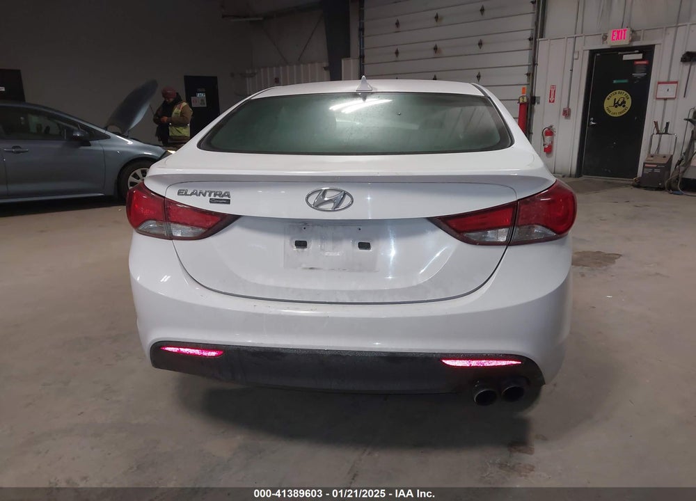 2014 HYUNDAI ELANTRA VIN: KMHDH6AH7EU026513