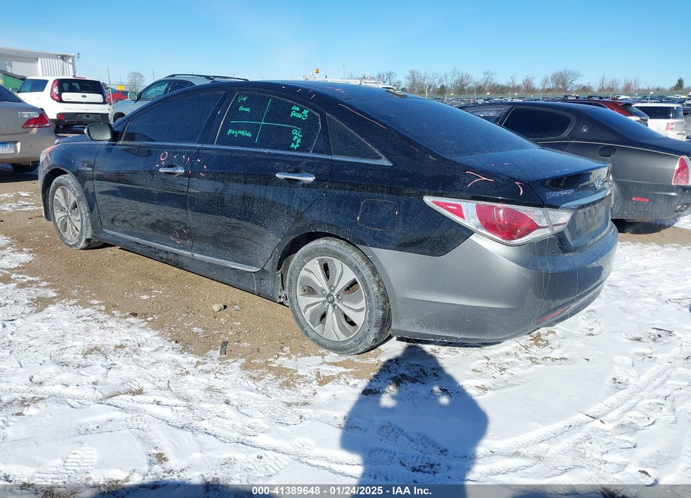 2015 HYUNDAI SONATA HYBRID VIN: KMHEC4A41FA126842