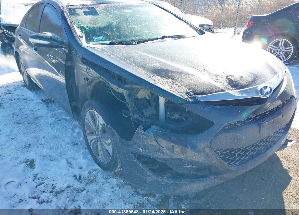2015 HYUNDAI SONATA HYBRID VIN: KMHEC4A41FA126842